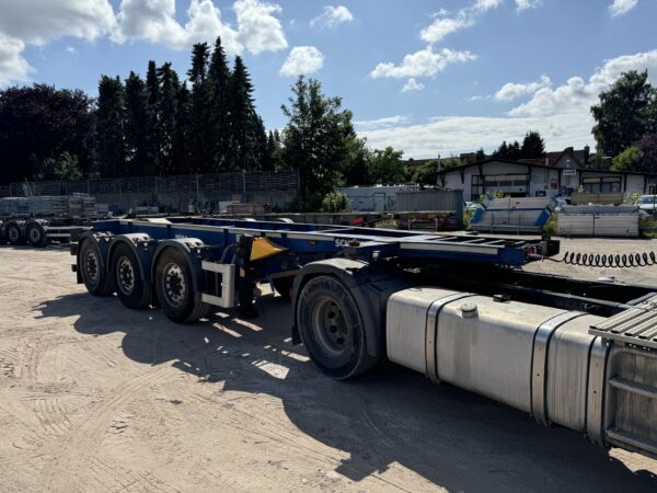 Schmitz Cargobull SGF*S3 - 20FT TANKCHASSIS - 3410KG – Bild 18